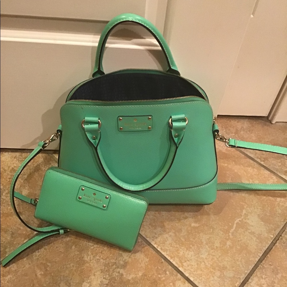 Kate spade crossbody with wallet